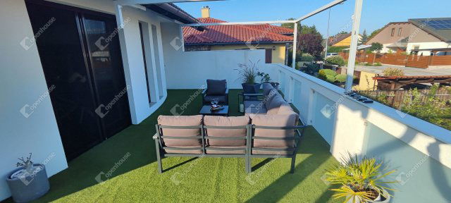 Eladó családi ház, Győrött 220 M Ft, 5 szobás