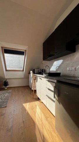 Kiadó téglalakás, albérlet, VI. kerületben, Podmaniczky utcában