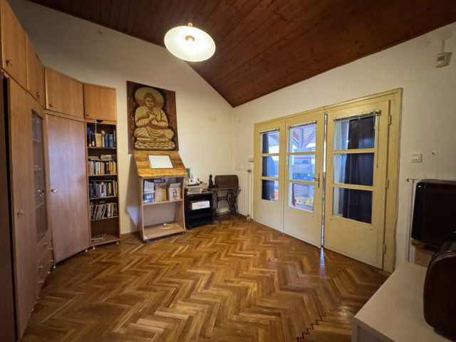 Eladó családi ház, Keszthelyen 52 M Ft, 2+4 szobás