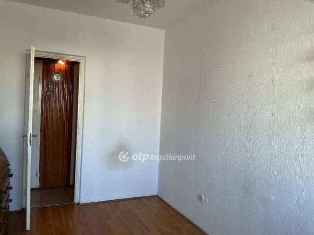 Eladó panellakás, Budapesten, XIV. kerületben 61 M Ft, 1+1 szobás