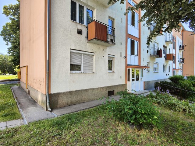 Eladó téglalakás, Pécsett, Dobó István utcában 24.9 M Ft
