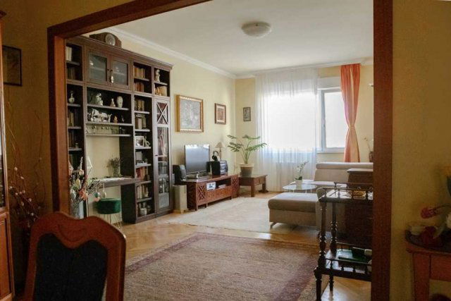 Kiadó téglalakás, albérlet, XIII. kerületben, Radnóti Miklós utcában