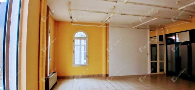 Eladó üzlethelyiség, Zalaegerszegen 34.5 M Ft