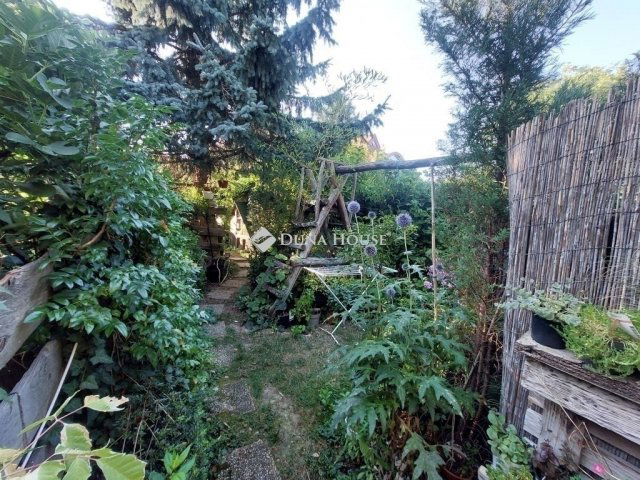 Eladó téglalakás, Budapesten, II. kerületben 83.9 M Ft, 4 szobás