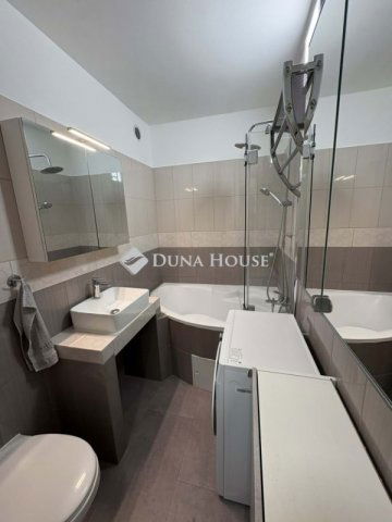 Eladó panellakás, Budapesten, IV. kerületben 66.5 M Ft, 2 szobás