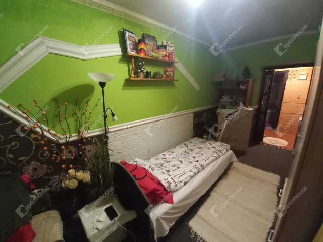 Eladó téglalakás, Sásdon 18 M Ft, 2 szobás