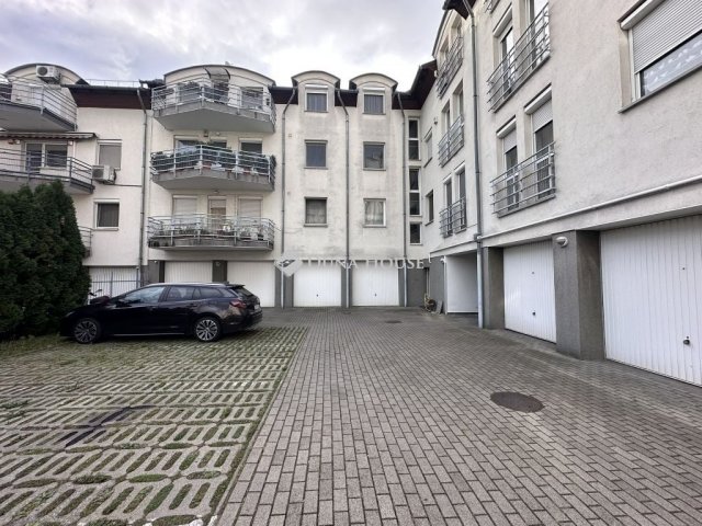 Eladó téglalakás, Budapesten, XIV. kerületben 60.5 M Ft