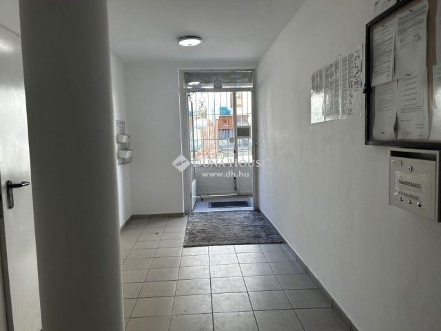 Eladó téglalakás, Budapesten, XVIII. kerületben 77.99 M Ft