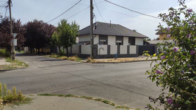 Eladó családi ház, Budapesten, XX. kerületben 130 M Ft, 5 szobás