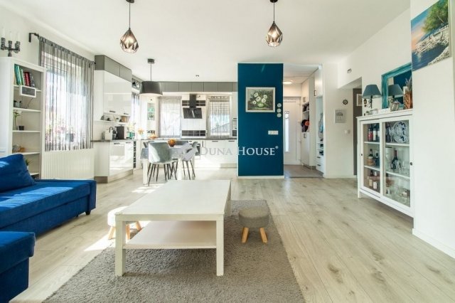 Eladó családi ház, Érden 134 M Ft, 4 szobás