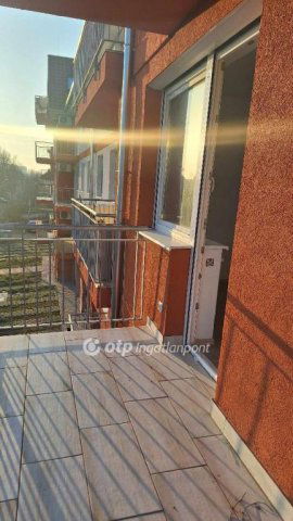 Eladó téglalakás, Szolnokon 72.257 M Ft, 2 szobás