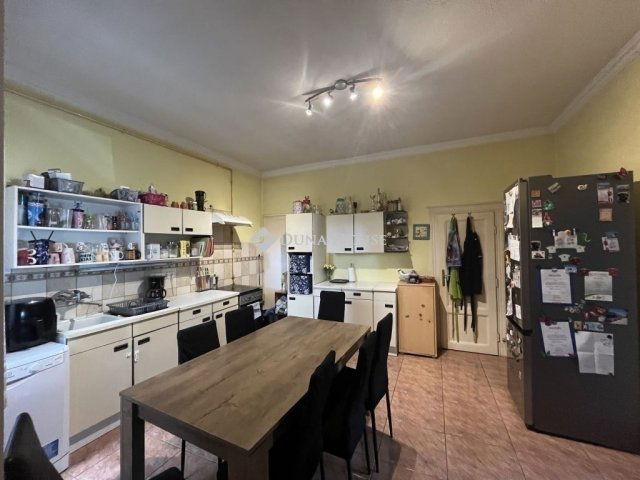 Eladó téglalakás, Budapesten, IV. kerületben 87.1 M Ft, 2 szobás