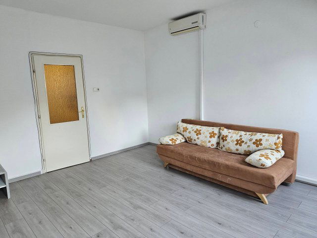 Eladó téglalakás, Egerben 45 M Ft, 2 szobás