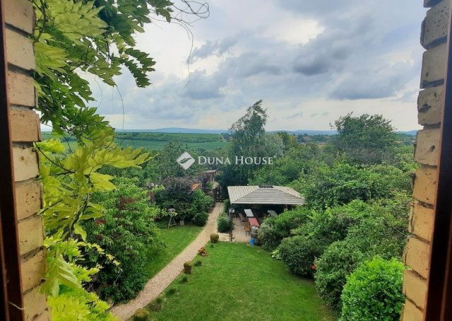 Eladó üzlethelyiség, Etyeken 149 M Ft / költözzbe.hu