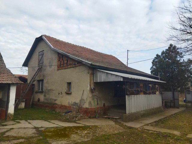 Eladó családi ház, Pusztaszeren 9.4 M Ft, 2 szobás
