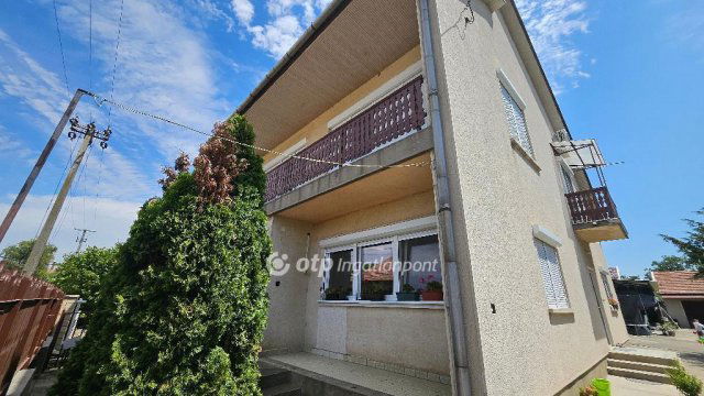 Eladó családi ház, Jászjákóhalmán 72.5 M Ft, 4 szobás