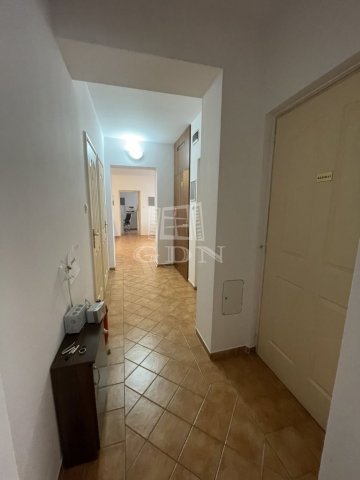 Kiadó iroda, Szegeden 403 E Ft / hó, 3+1 szobás