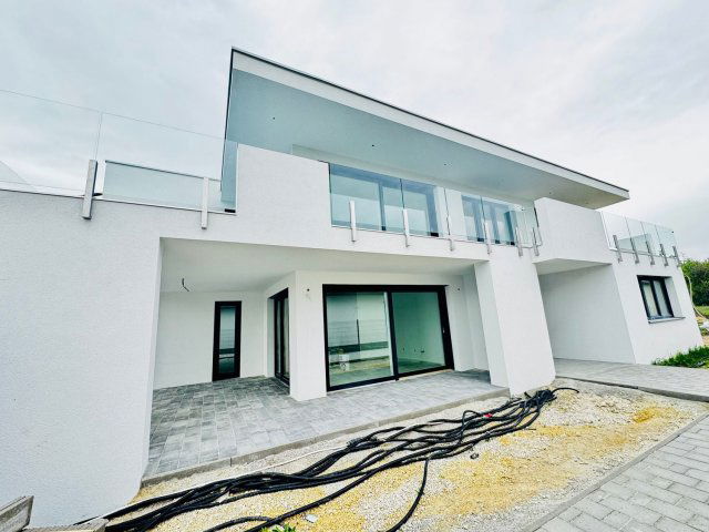 Eladó téglalakás, Siófokon 70 M Ft, 3 szobás