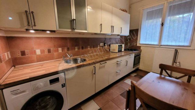 Kiadó téglalakás, albérlet, II. kerületben, Fazekas utcában