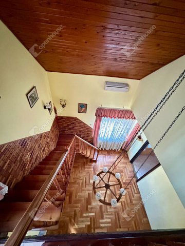Eladó családi ház, Győrött 155 M Ft, 6 szobás