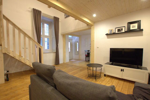 Eladó téglalakás, Budapesten, V. kerületben, Steindl Imre utcában