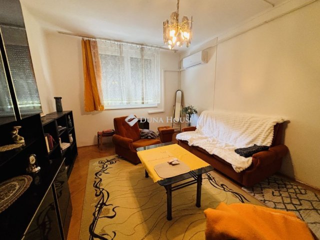 Kiadó téglalakás, albérlet, Debrecenben 180 E Ft / hó, 2 szobás