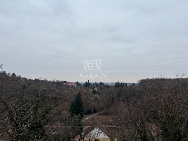 Eladó családi ház, Kőszegen 99 M Ft, 5 szobás
