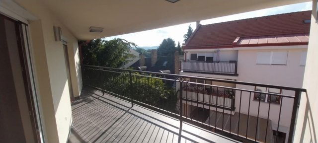 Kiadó téglalakás, albérlet, Vácon, Barabás Miklós utcában