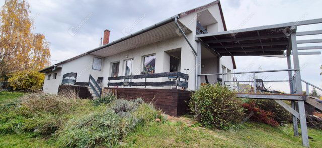 Kiadó családi ház, albérlet, Nyékládházán 220 E Ft / hó