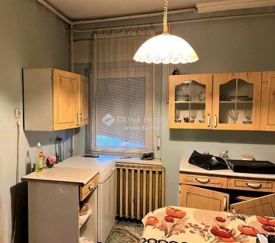 Eladó családi ház, Bugyin 45 M Ft, 2 szobás