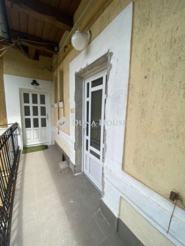 Eladó téglalakás, Budapesten, XIX. kerületben 65 M Ft, 5 szobás