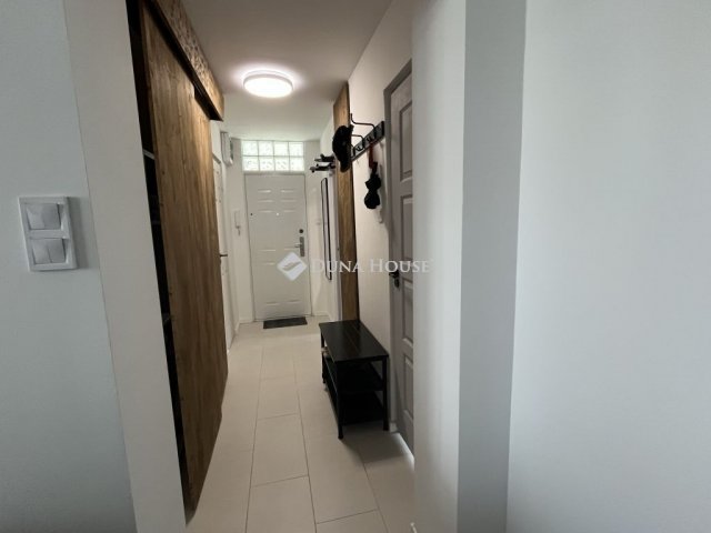 Eladó téglalakás, Budapesten, IX. kerületben 84.9 M Ft, 3 szobás