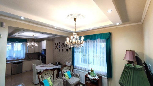 Eladó családi ház, Budapesten, XV. kerületben 198.9 M Ft