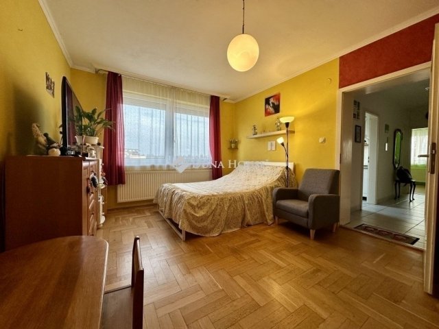 Eladó téglalakás, Budapesten, XV. kerületben 66 M Ft, 2 szobás