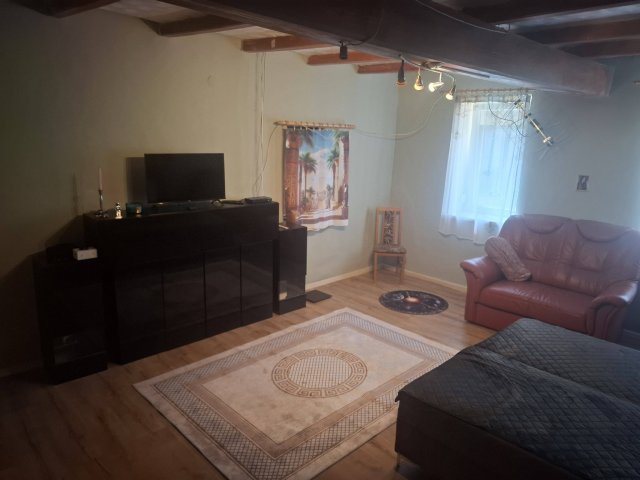 Eladó családi ház, Tótkomlóson 16.5 M Ft, 2 szobás