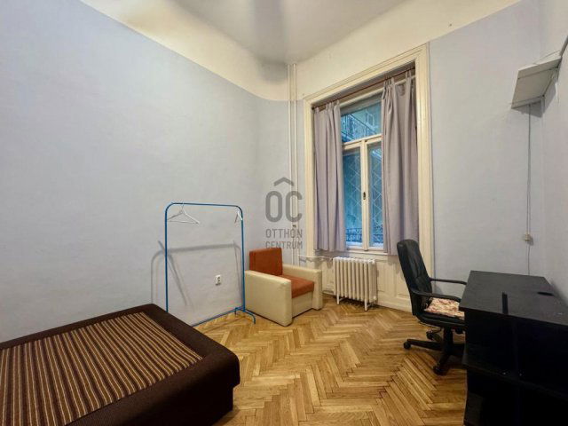 Eladó téglalakás, Budapesten, V. kerületben 121.2 M Ft, 4 szobás
