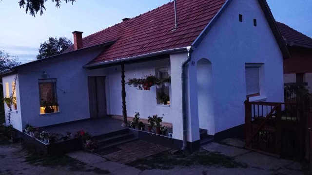Eladó családi ház, Váralján 23.9 M Ft, 3 szobás
