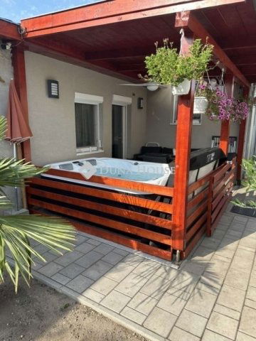 Eladó családi ház, Budapesten, XX. kerületben 85 M Ft, 4 szobás