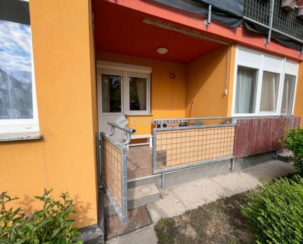 Eladó téglalakás, Szigetszentmiklóson 67 M Ft, 2 szobás