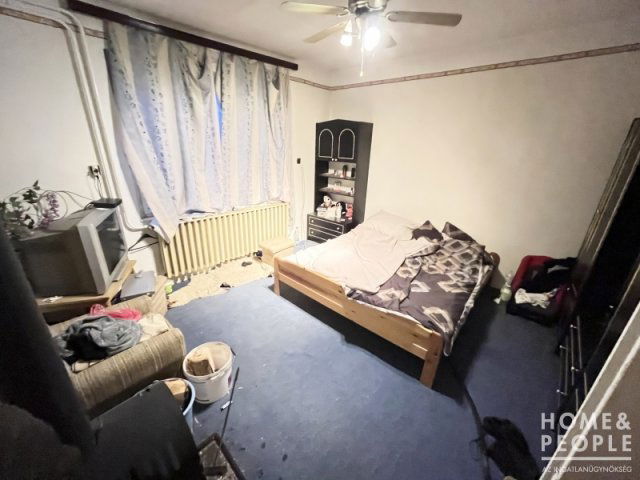 Eladó családi ház, Kisteleken 35.999 M Ft, 6 szobás