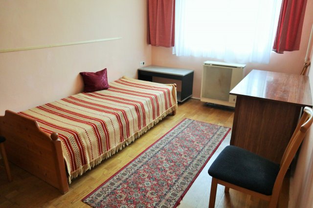 Kiadó téglalakás, albérlet, Szegeden 150 E Ft / hó, 2 szobás