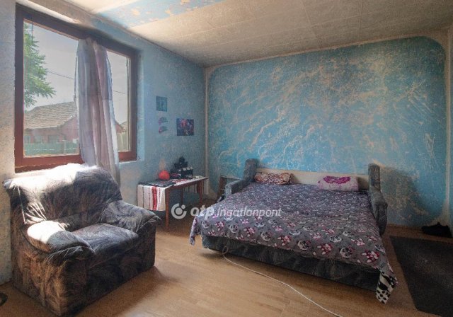 Eladó családi ház, Bagaméren 7 M Ft, 2 szobás