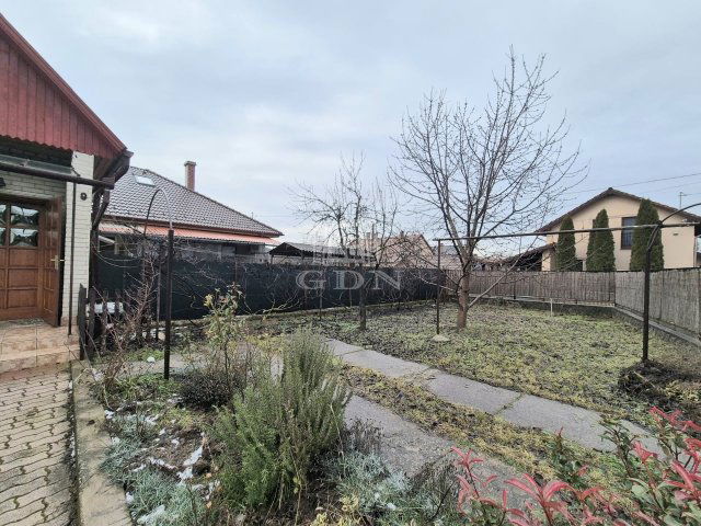 Eladó ikerház, Kerepesen 80.49 M Ft, 2 szobás