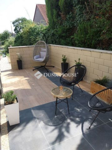 Kiadó téglalakás, albérlet, Pécsett 250 E Ft / hó, 2 szobás