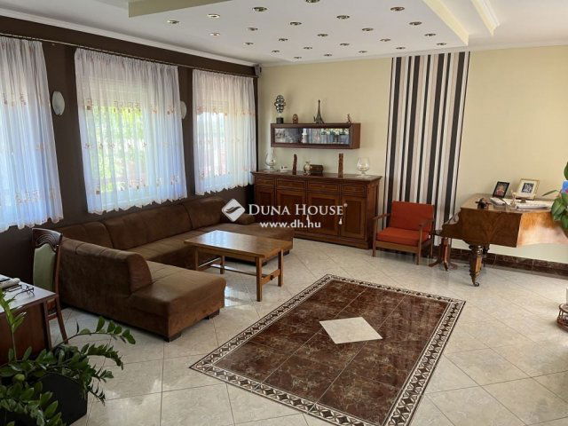 Eladó családi ház, Úrhidán 125 M Ft, 3 szobás