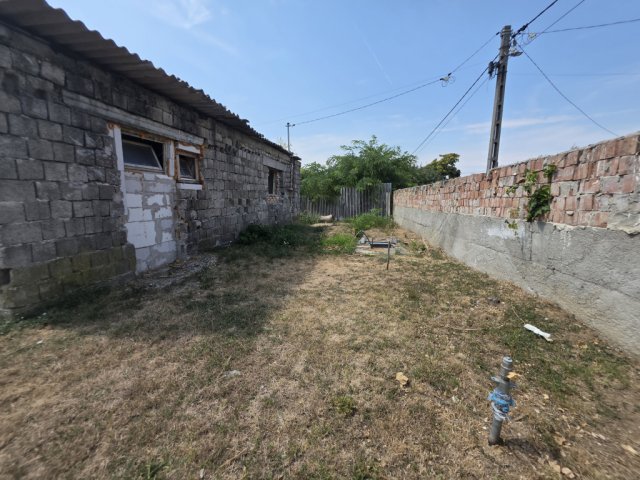 Eladó telek, Ercsiben 7.5 M Ft / költözzbe.hu