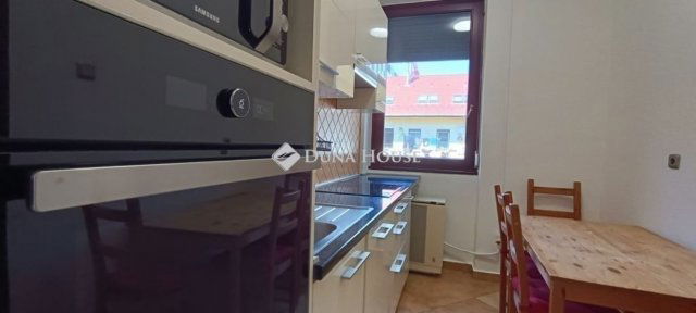 Eladó téglalakás, Budapesten, XIII. kerületben 115 M Ft