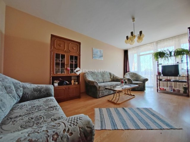 Eladó téglalakás, Szombathelyen 38 M Ft, 2 szobás