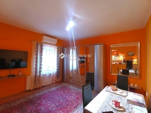 Eladó téglalakás, Budapesten, IX. kerületben 85.7 M Ft, 2 szobás