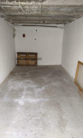 Eladó garázs, Székesfehérvárott 7.5 M Ft / költözzbe.hu